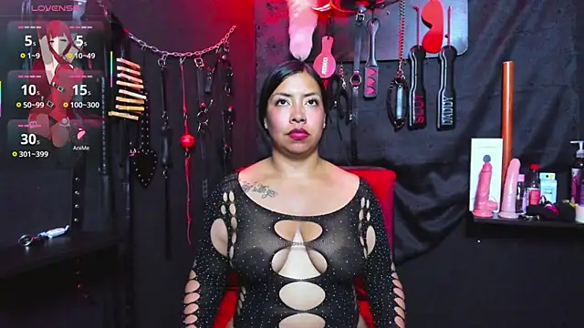 Loana bdsm online show from June 5, 4:30 am