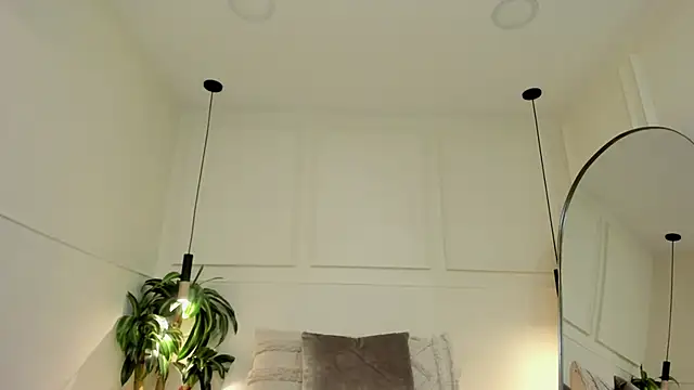 AmberrMoore  online show from February 5, 1:27 pm