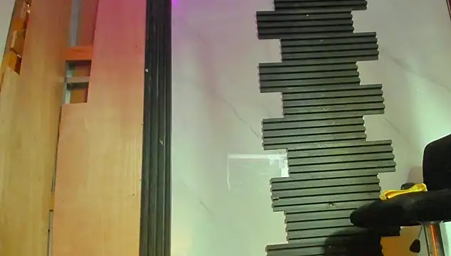 wild best online show from December 18, 7:20 pm