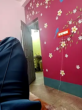 Laal Parilove online show from November 20, 5:12 pm