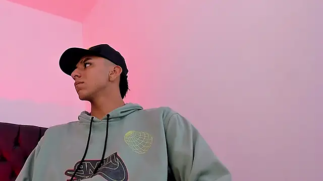 leelpaul online show from October 28, 12:41 pm