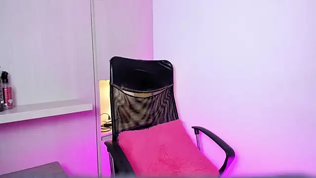 Snapshot of GabyMason_ chatting on December 20, 6:04 pm GabyMason online show from December 20, 6:04 pm