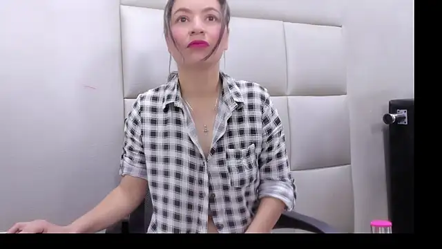 HannMachinne online show from October 27, 10:47 pm