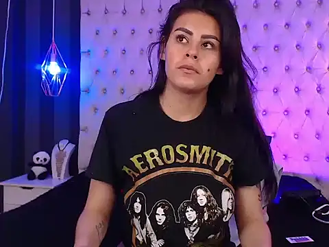 Camile Petite online show from November 12, 7:35 pm