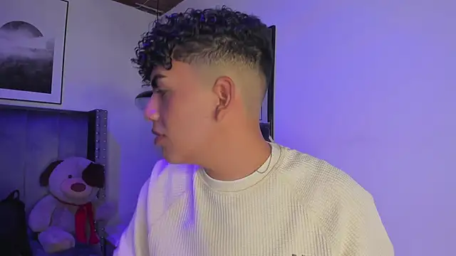 Niick Twiink online show from October 30, 8:09 pm