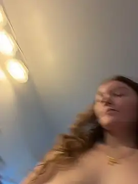 Snapshot of stonerbaby chatting on November 4, 7:57 pm stonerbaby online show from November 4, 7:57 pm