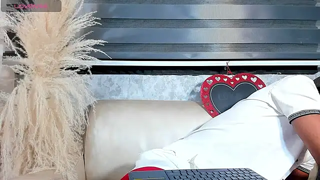 for itan online show from February 14, 12:46 pm