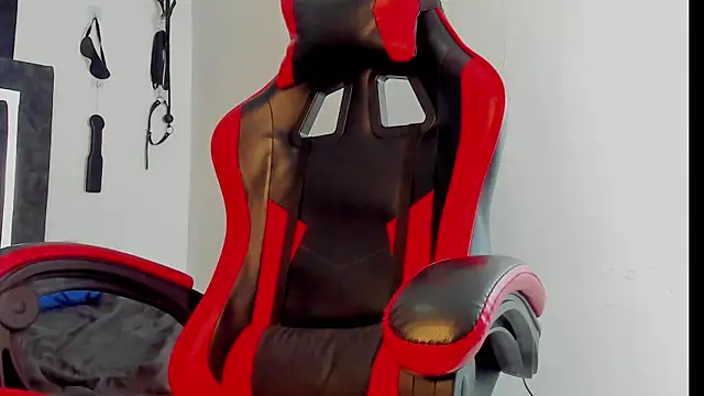 Maximiliano Khalil online show from December 19, 7:32 pm