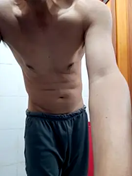 Cafeen19 online show from February 7, 11:52 pm