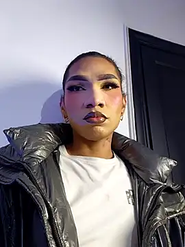 FernandaFox  online show from April 24, 3:31 am