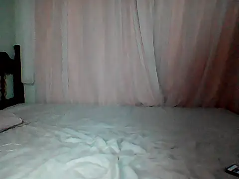 Snapshot of HotGiirl2025 chatting on November 4, 3:38 am HotGiirl2025 online show from November 4, 3:38 am