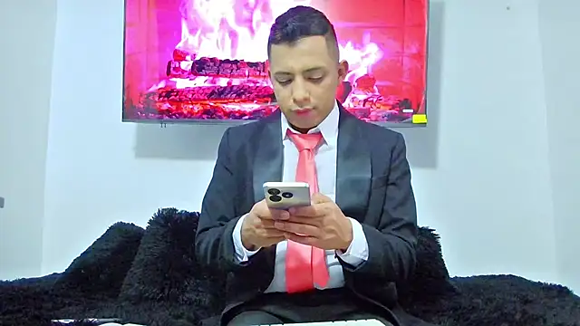 Mike Fetiche online show from November 28, 11:46 am