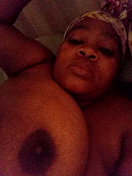 ThickLeeyanaXX online show from January 12, 4:50 am