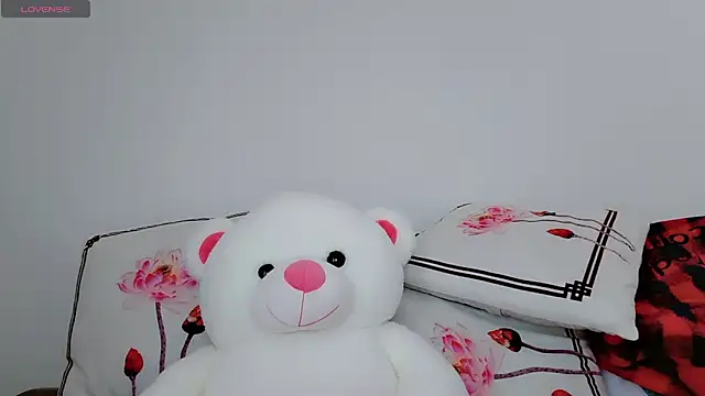 Yan61 online show from November 4, 12:10 am