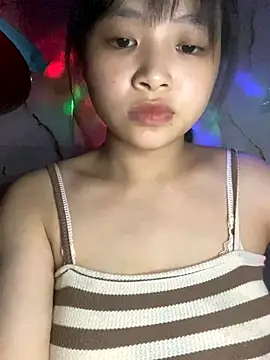 Snapshot of Tina-Marie chatting on October 31, 3:57 pm Tina-Marie online show from October 31, 3:57 pm