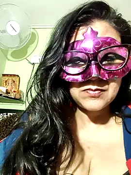 Snapshot of LOVE__RANI chatting on July 24, 9:24 pm LOVE RANI online show from July 24, 9:24 pm