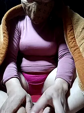 yoyo-mi online show from March 13, 3:24 am