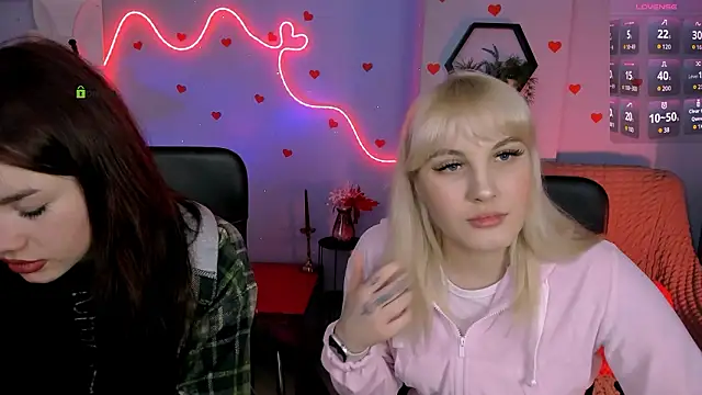 isabel wave online show from February 9, 8:35 pm