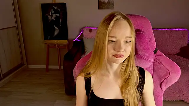 Shawty Mia online show from November 1, 5:09 am