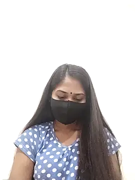 Green LaDY66 online show from November 8, 4:07 pm