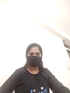 Green LaDY66 online show from November 25, 5:46 pm