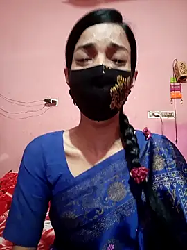 Green LaDY66 online show from April 7, 8:04 am