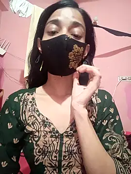 Green LaDY66 online show from May 15, 5:31 pm