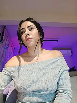 Sara-215 online show from April 12, 6:07 am