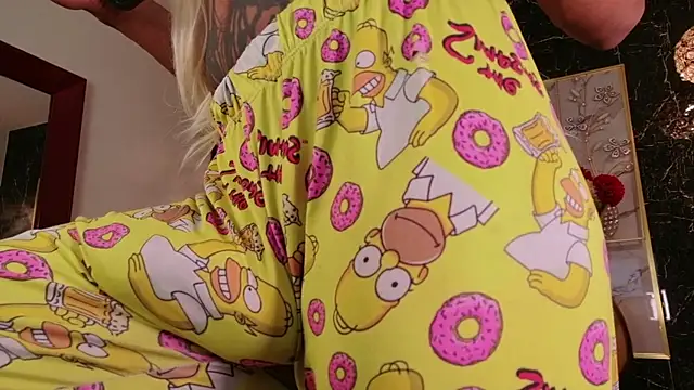 CHRIS TWIINK online show from April 21, 6:09 am