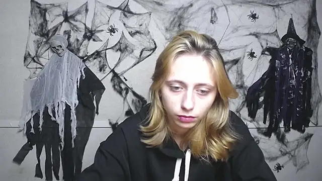 TracyLll online show from November 15, 12:02 pm