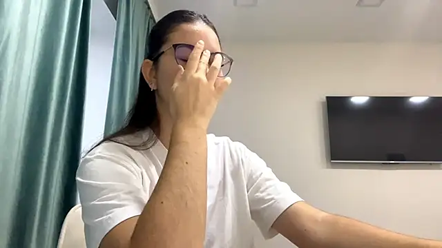 Allisgree online show from November 12, 6:14 am