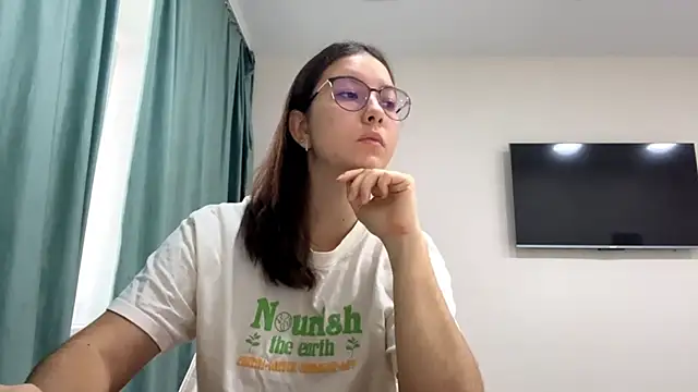 Allisgree online show from November 20, 7:19 am