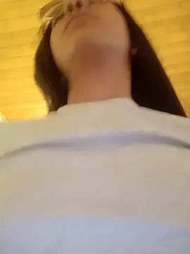 Skay bluee online show from March 7, 7:22 pm