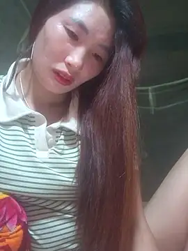 Snapshot of HGiasexy69 chatting on May 2, 2:22 pm HGiasexy69 online show from May 2, 2:22 pm