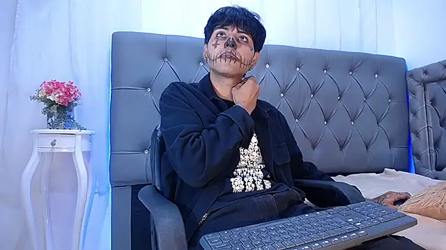 TonnyHawk707 online show from October 31, 11:22 am