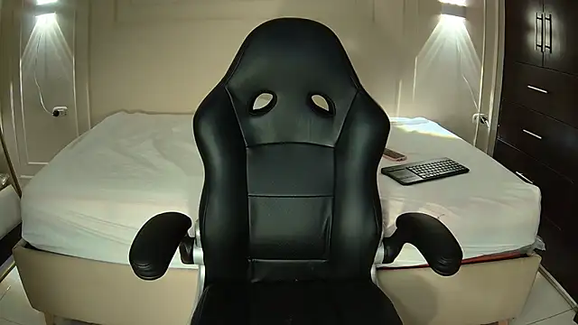 Marnie Gray online show from November 29, 1:30 am