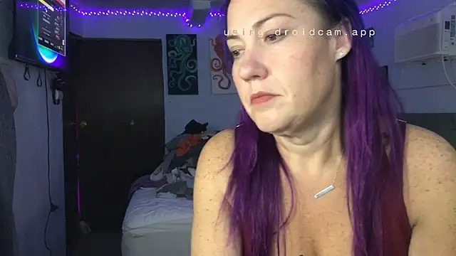 Snapshot of kristallic chatting on December 21, 12:01 pm kristallic online show from December 21, 12:01 pm