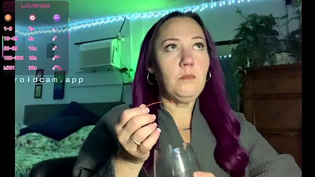 Snapshot of kristallic chatting on February 20, 12:27 pm kristallic online show from February 20, 12:27 pm