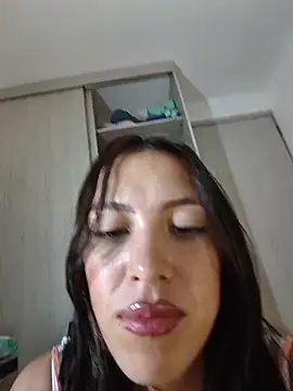 Snapshot of LinaBedoyaModel chatting on October 29, 10:28 am LinaBedoyaModel online show from October 29, 10:28 am