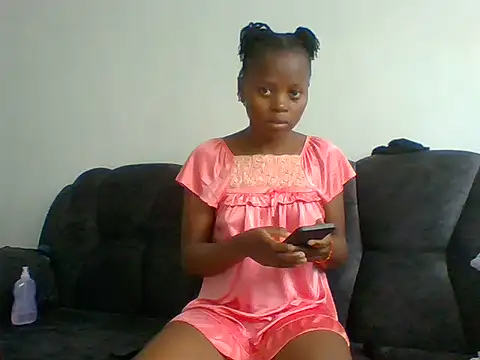 Snapshot of Spicyit2 chatting on May 26, 10:44 am Spicyit2 online show from May 26, 10:44 am