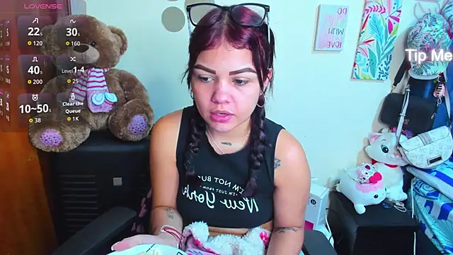 Emma boo online show from December 21, 5:53 pm