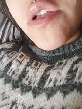 Camilu23 online show from May 28, 4:48 pm