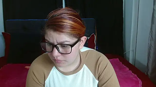 Snapshot of Alexaa_xx chatting on November 17, 1:22 am Alexaa xx online show from November 17, 1:22 am