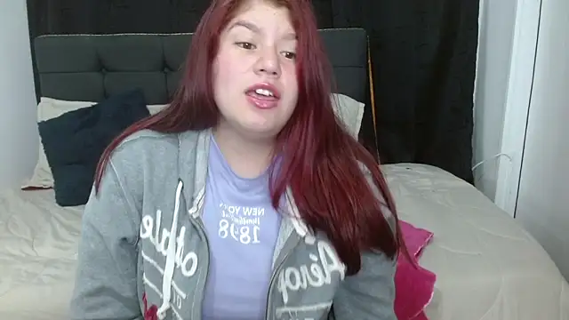 Snapshot of Alexaa_xx chatting on November 24, 2:00 am Alexaa xx online show from November 24, 2:00 am