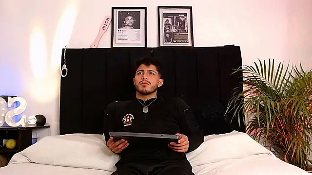 jaiden thoner online show from November 26, 6:03 am