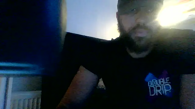 Snapshot of solid_spun chatting on November 9, 3:54 pm solid spun online show from November 9, 3:54 pm