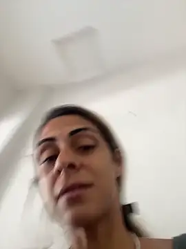 sabrinaneves online show from April 2, 1:31 pm