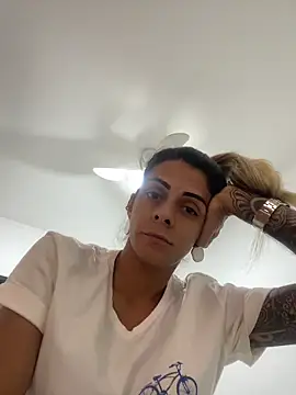 sabrinaneves online show from April 23, 4:09 pm