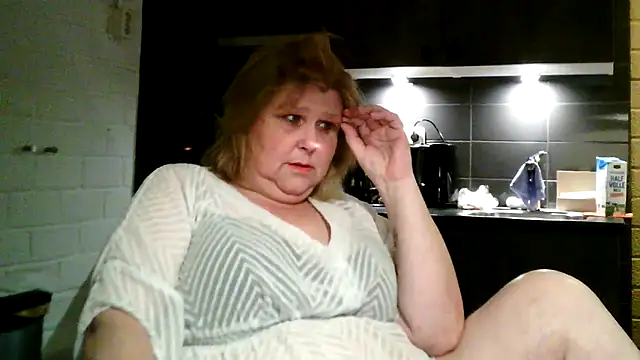 Sylviastar46 online show from March 9, 6:34 pm