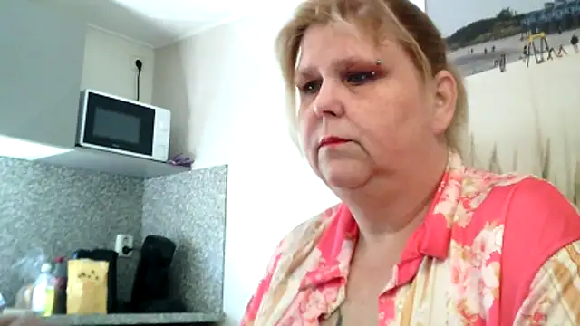 Sylviastar46 online show from March 18, 9:01 am